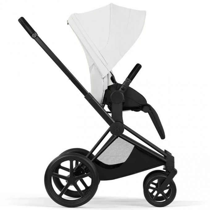 Cybex Priam Style Collection 5.0 коляска 2 в 1 Off White шасі Matt Black