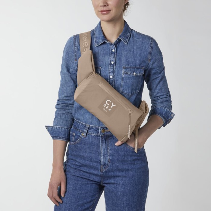 Cybex Coya Carrier Cozy Beige