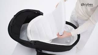 Знімамо тканини елементи з середини люльки Cybex Priam Style Collection